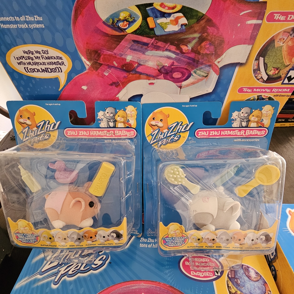 Vintage ZhuZhu Pets Lot - Picture 3 of 5